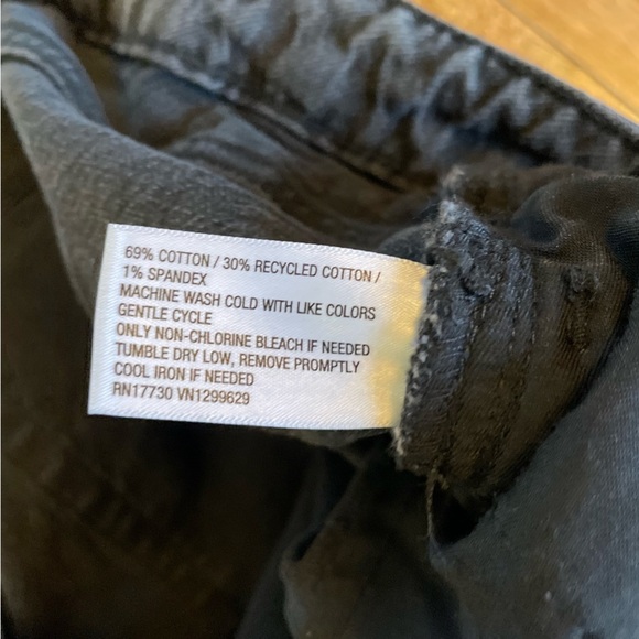 AVA & VIV Women’s Black Distressed Denim Jean Cargo Slim Skirt Size 17 - Picture 4 of 12